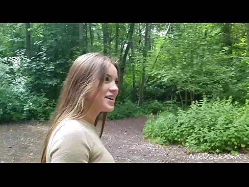 ❤️ Ман ба Эвелина пешниҳод кардам, ки дар ҷои ҷамъиятӣ шавем! Вай гуфт бале. Пас аз он ман вайро дар хар ва конча дар даҳонаш сихтам. Баъд вай худаш хашмгин шуд. ❤❌ Видео мақъад дар мо ☑